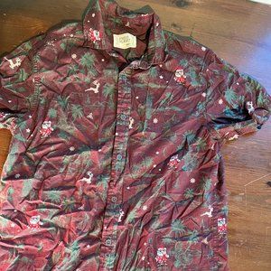Mens Small Free Planet Button Down Shirt Christmas Theme